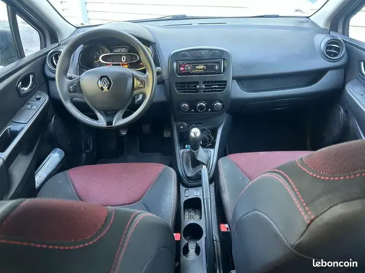 Renault Clio 2015 photo 4