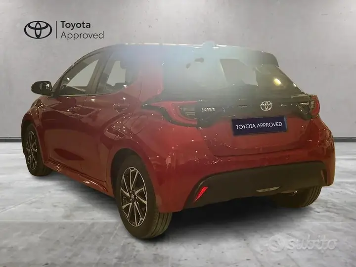 Toyota Yaris 2023 photo 5