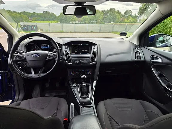 Ford Focus 2015 photo 3
