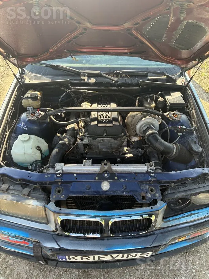 BMW 318 1991 photo 2