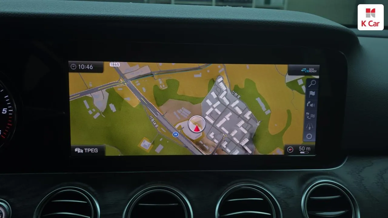 Mercedes-Benz E-Class 2020 photo 4