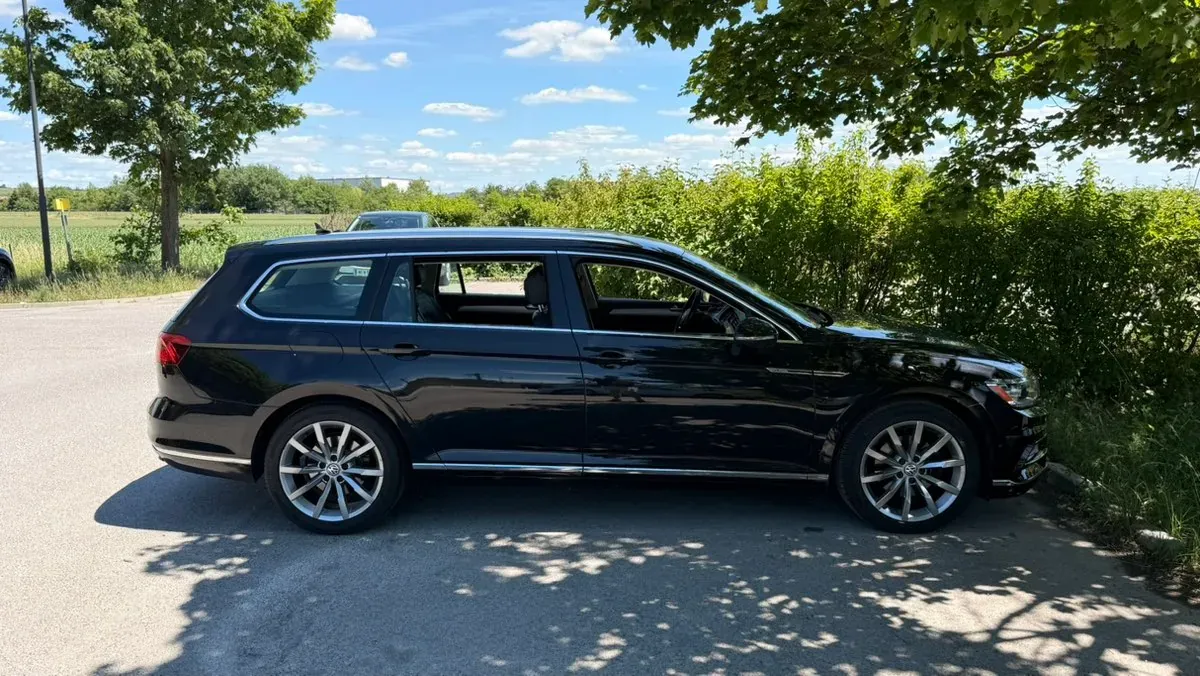 Volkswagen Passat 2015 photo 2