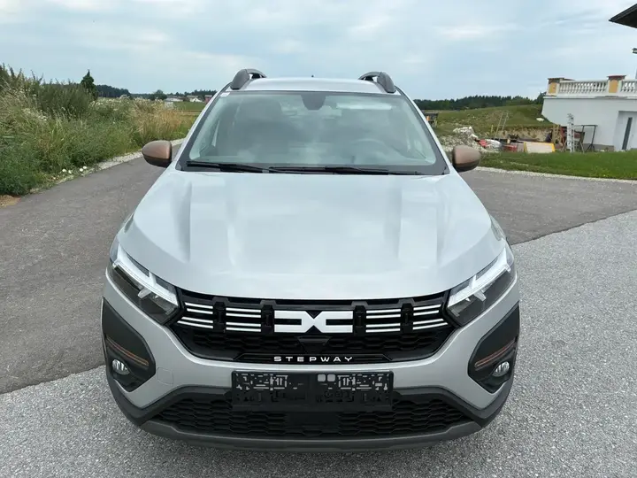 Dacia Sandero Stepway Extreme 2023 photo 2