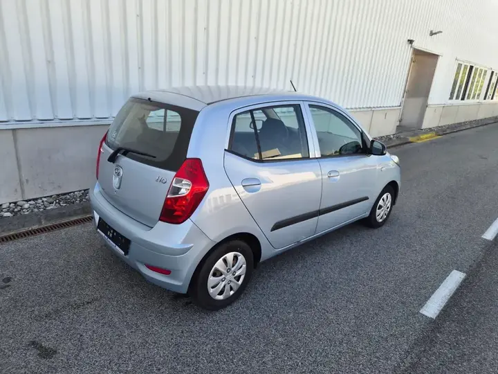 Hyundai I10 2012 photo 2