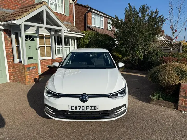 Volkswagen Golf 2020 photo 2