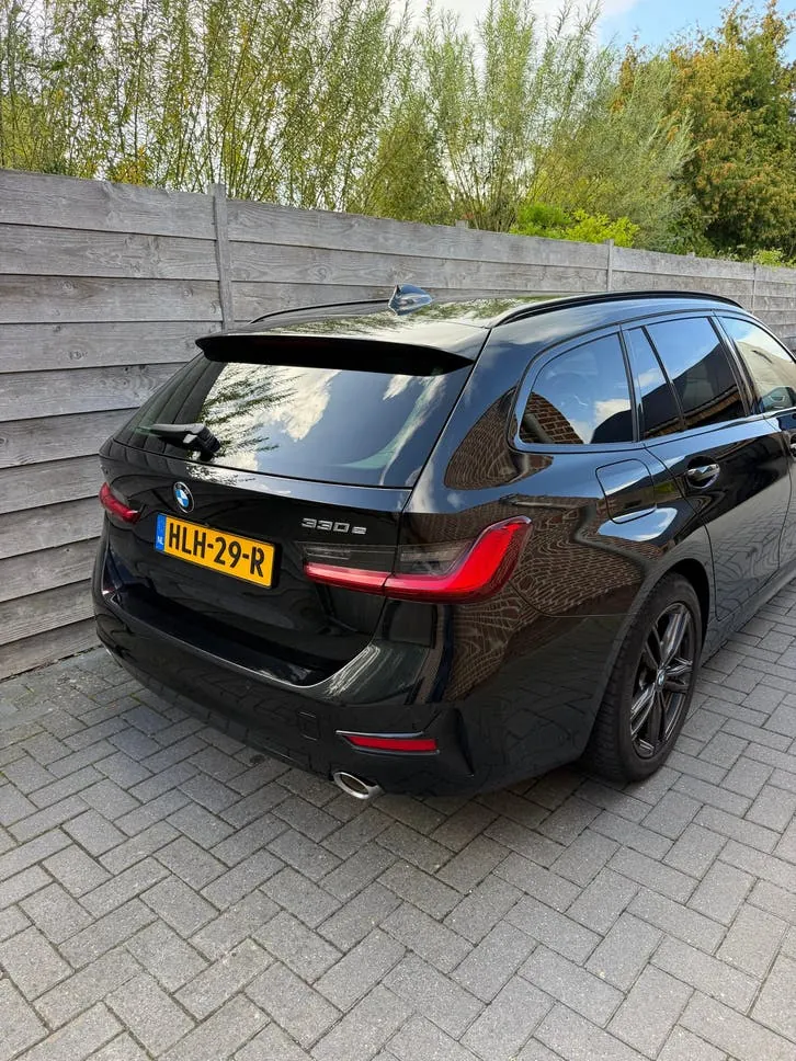 BMW 3-Serie 2021 photo 2