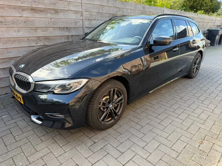 BMW 3-Serie 2021 photo 3