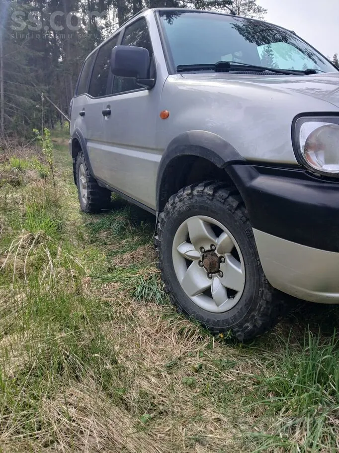 Nissan Terrano Ii 2003 photo 2