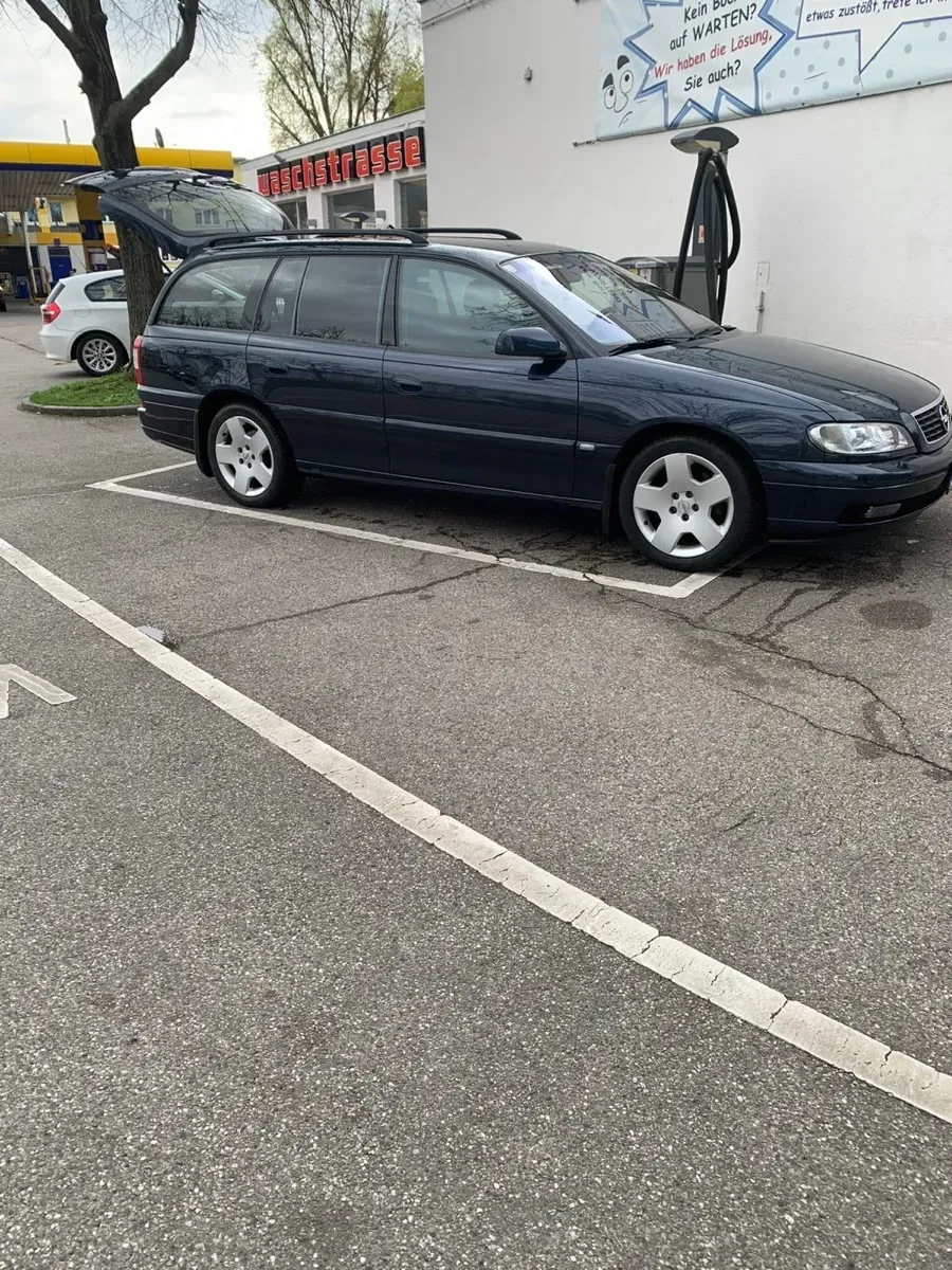 Opel Omega