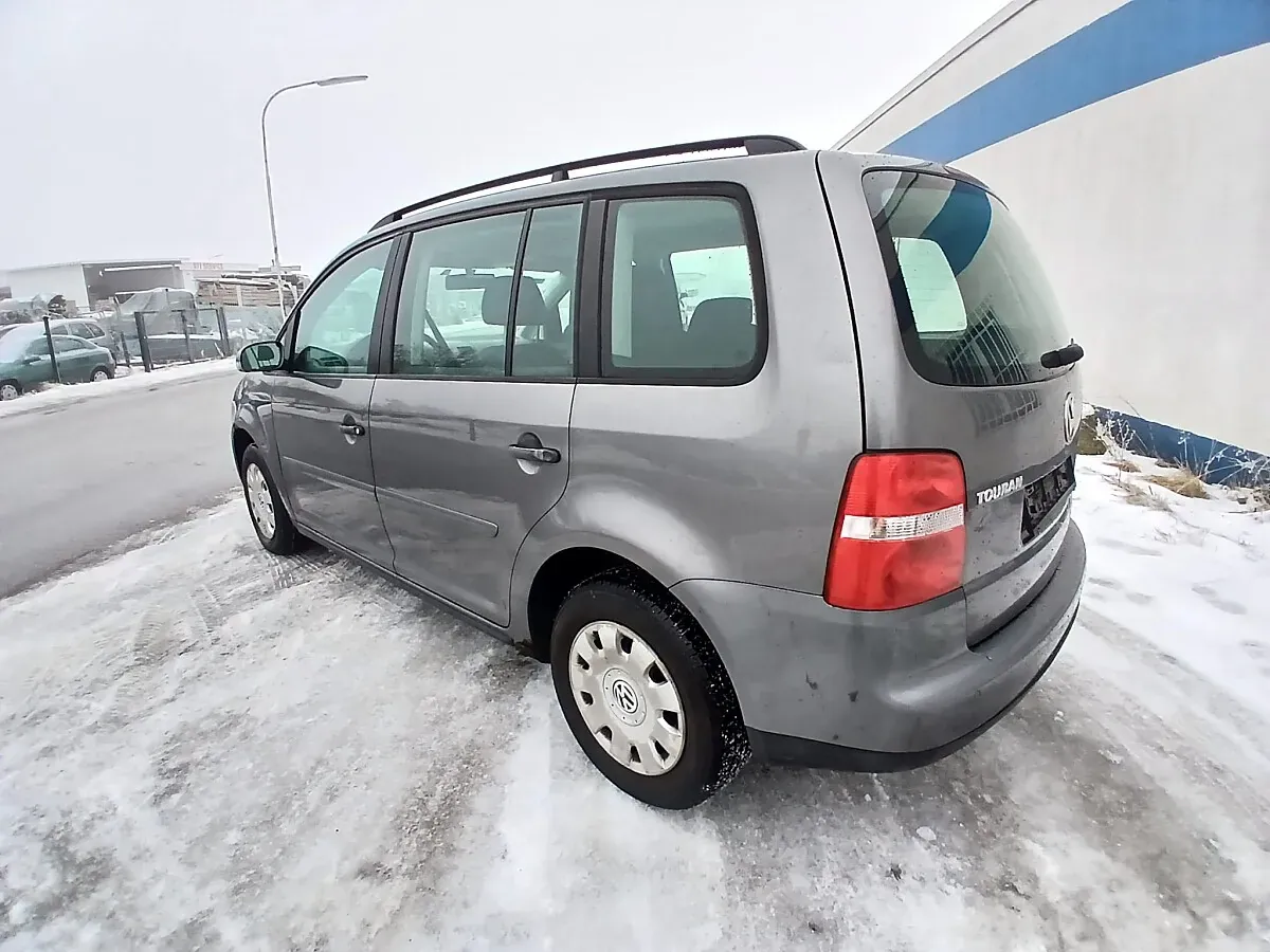 Volkswagen Touran 2006 photo 5