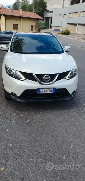 Nissan Qashqai 2015 photo 5