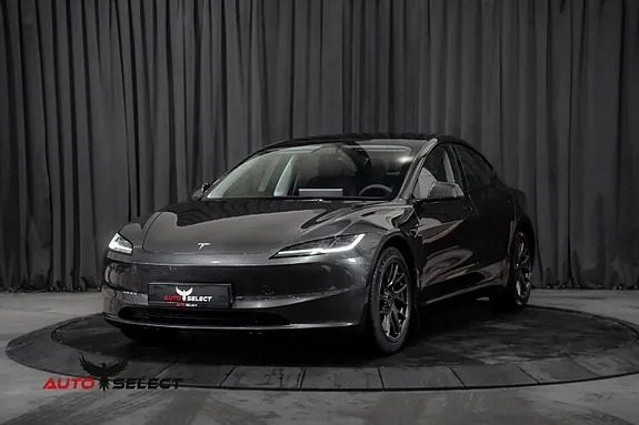 Tesla Model 3 2024 photo 5