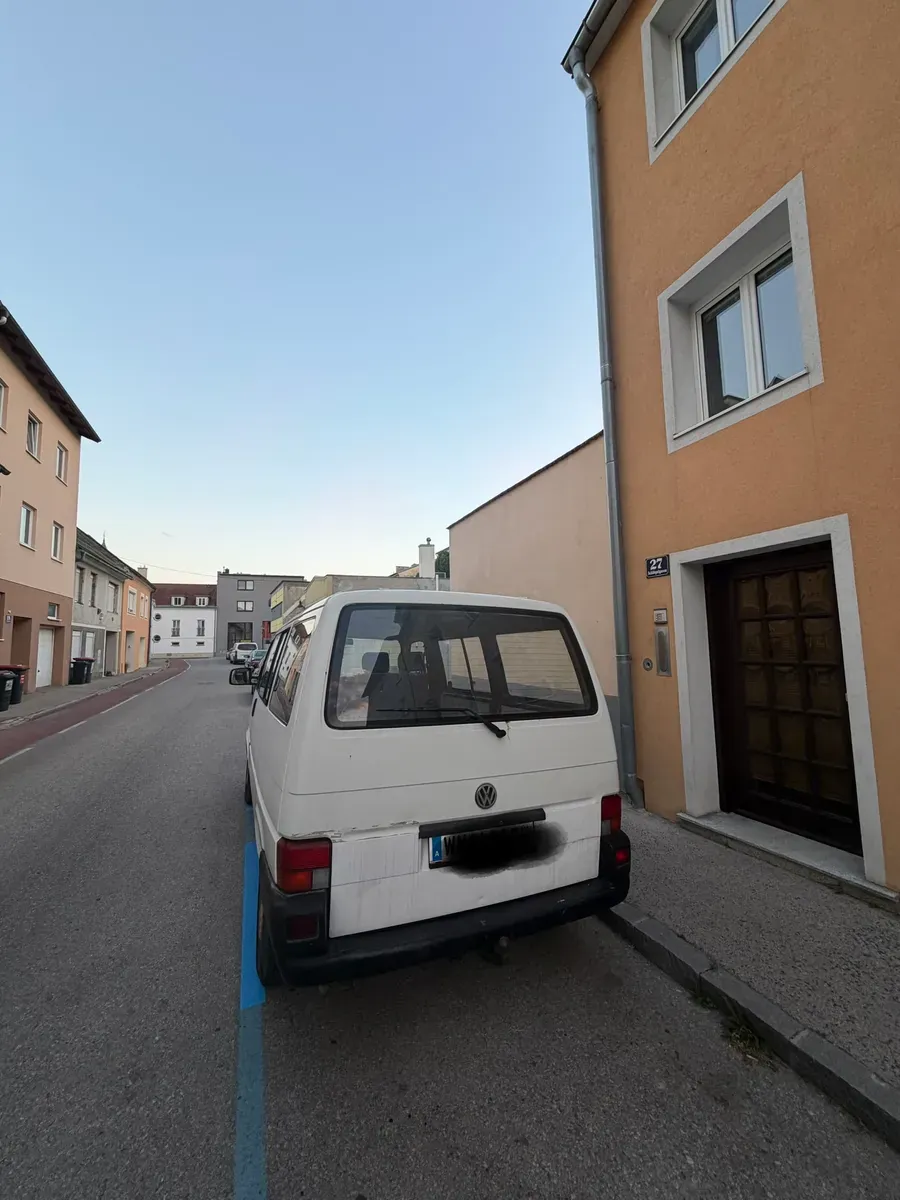 Volkswagen T4 1997 photo 3