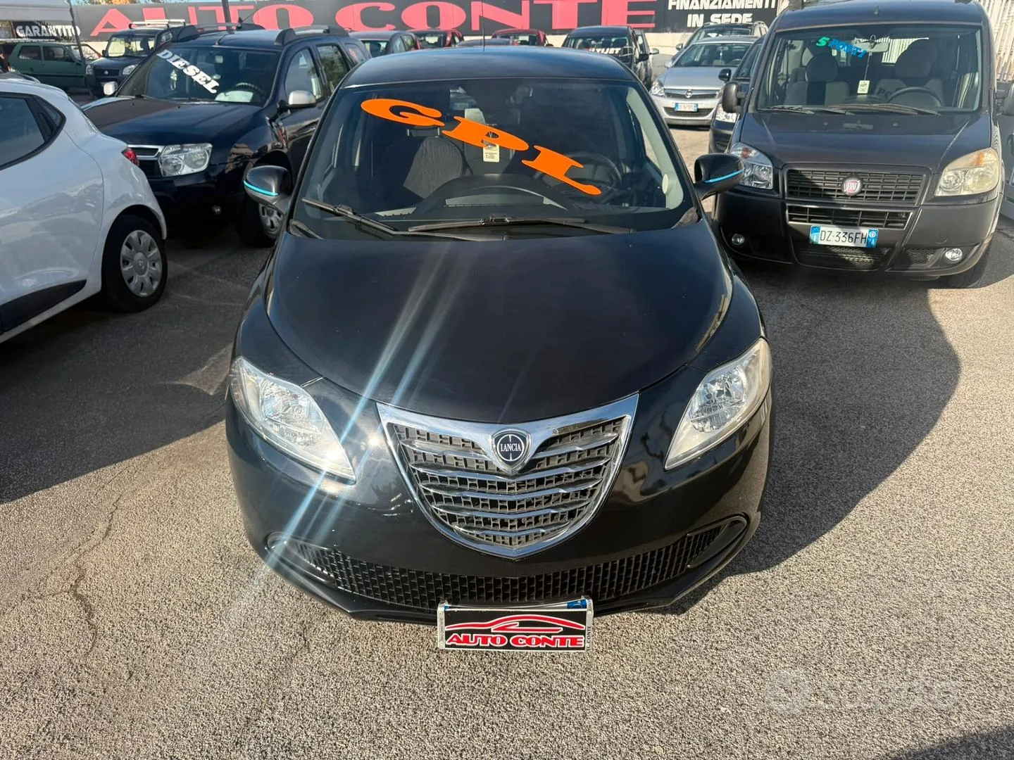 Lancia Ypsilon 2014 photo 2