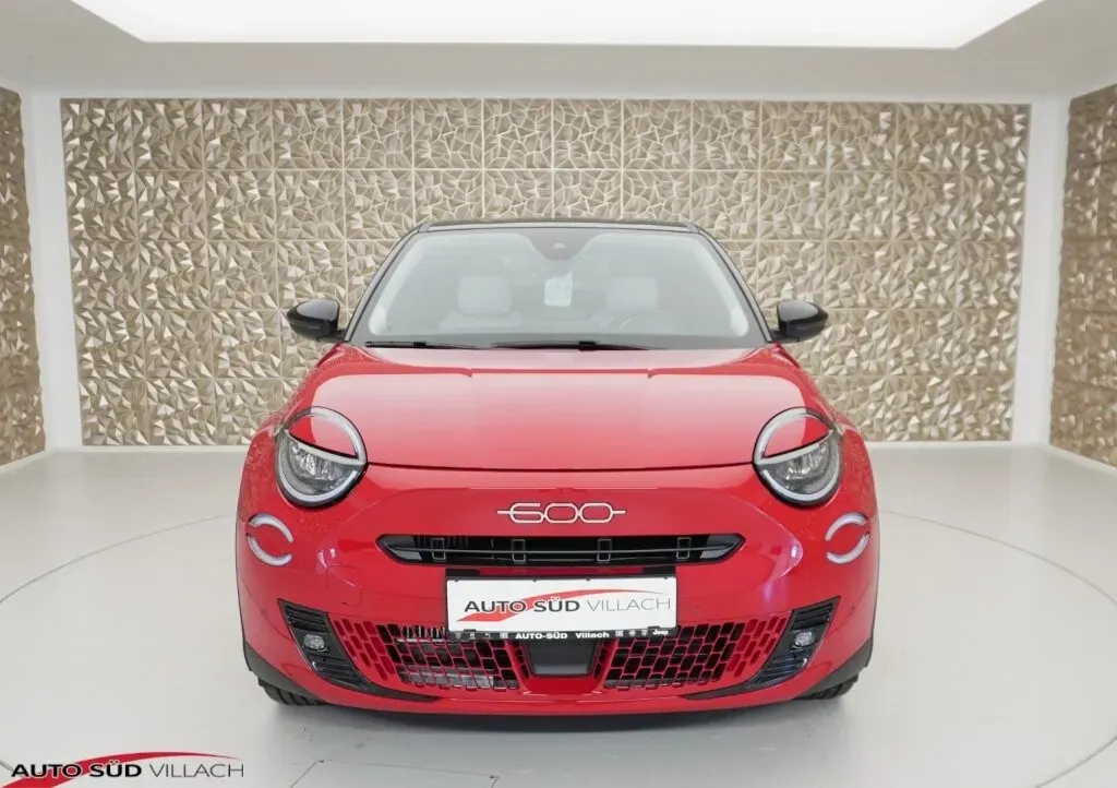 Fiat 600 2025 photo 3