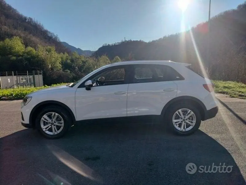 Audi Q3 2021 photo 5