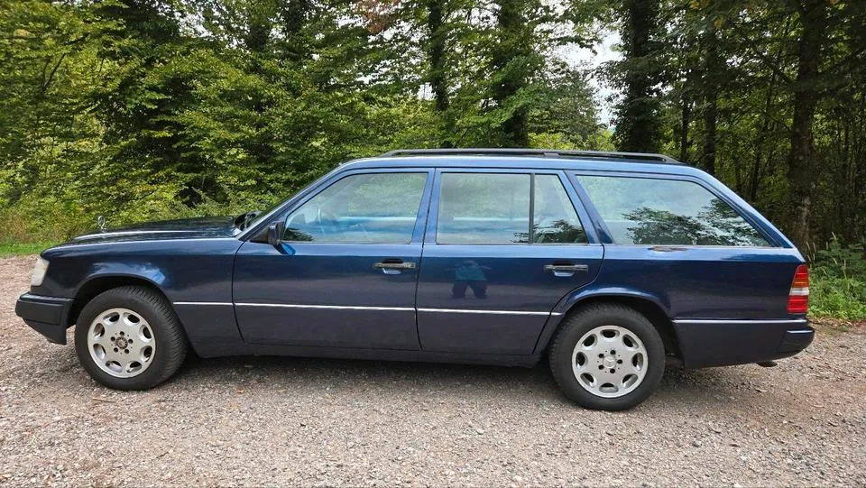 Mercedes-Benz E300