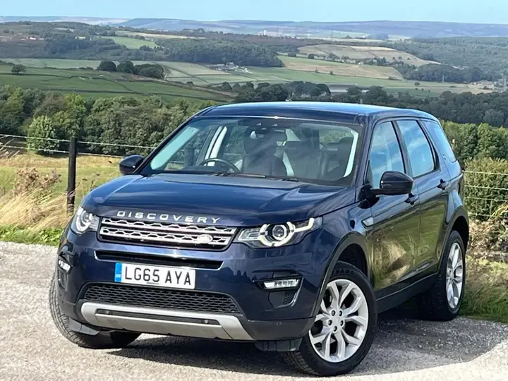 Land Rover Discovery Sport 2015 photo 2
