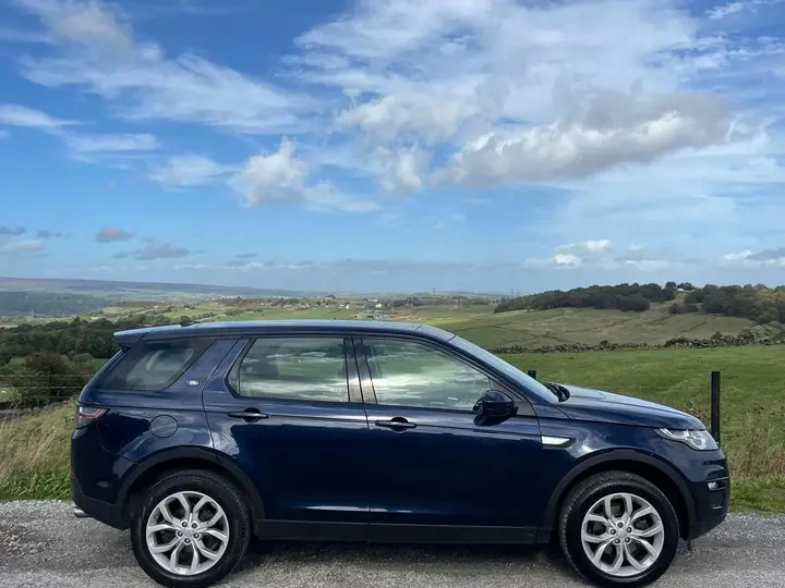 Land Rover Discovery Sport 2015 photo 5