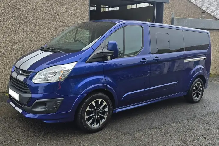 Ford Tourneo Custom 2018 photo 2