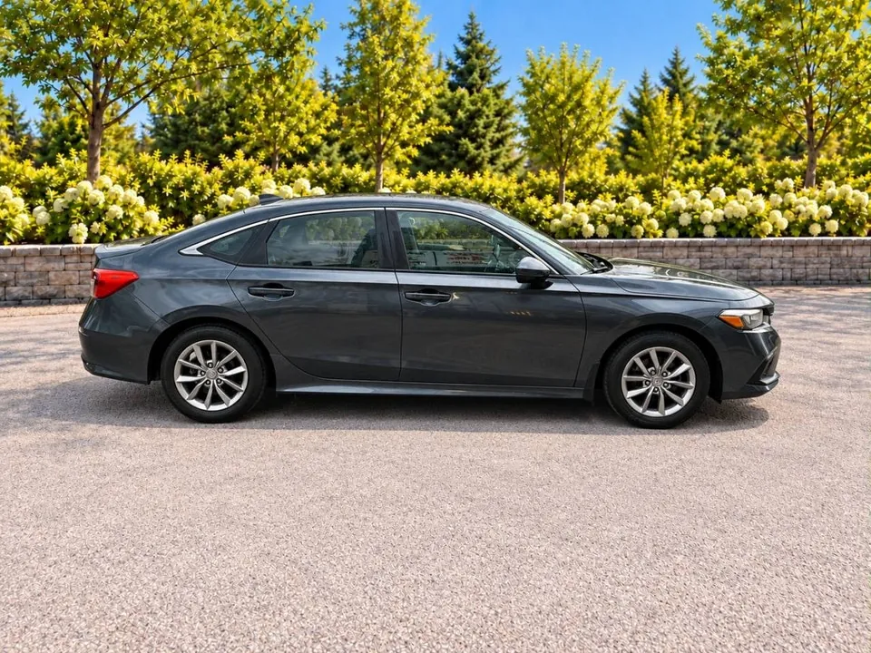 Honda Civic 2022 photo 2