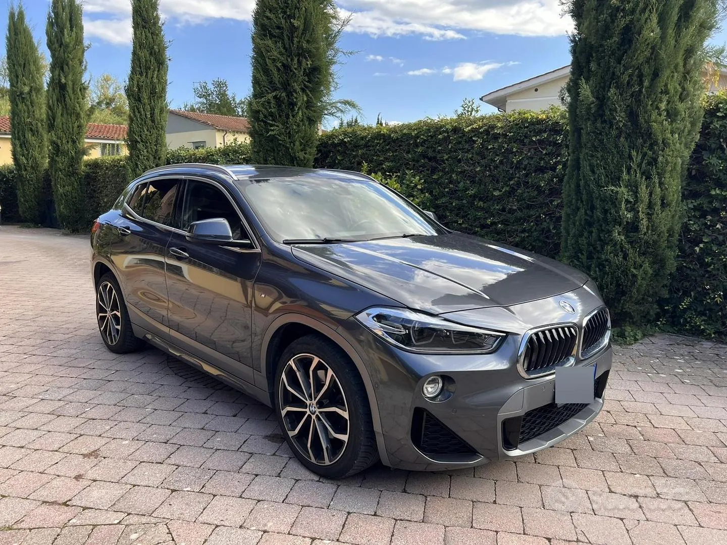 BMW X2