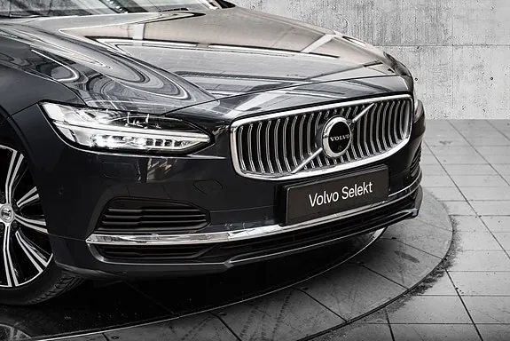Volvo V90 2023 photo 2