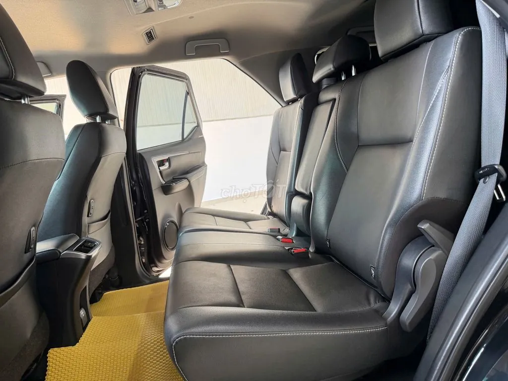 Toyota Fortuner 2025 photo 3