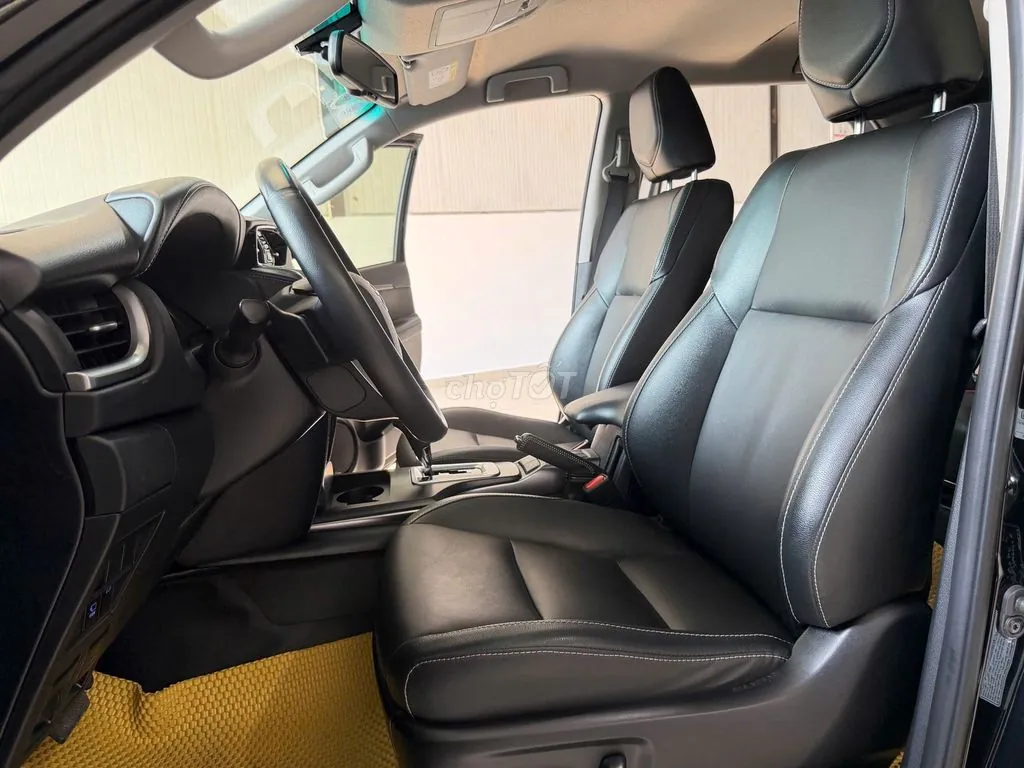 Toyota Fortuner 2025 photo 2
