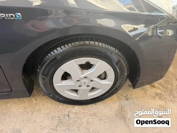Toyota Prius 2011 photo 3
