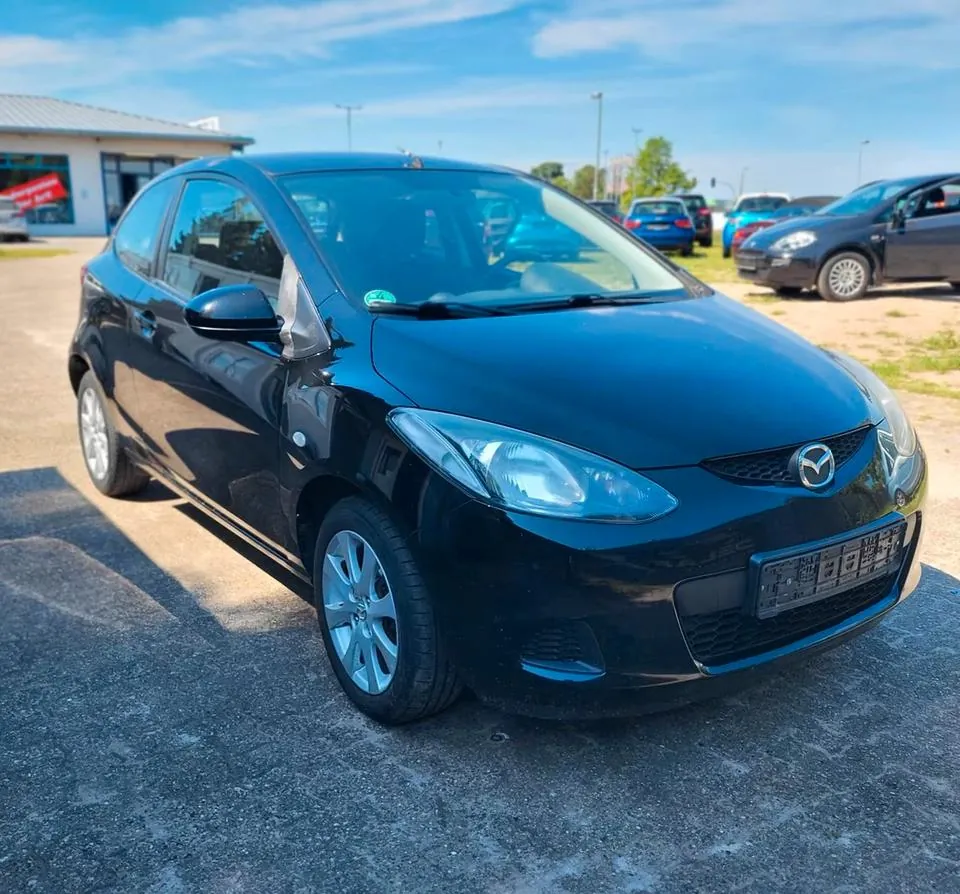 Mazda 2