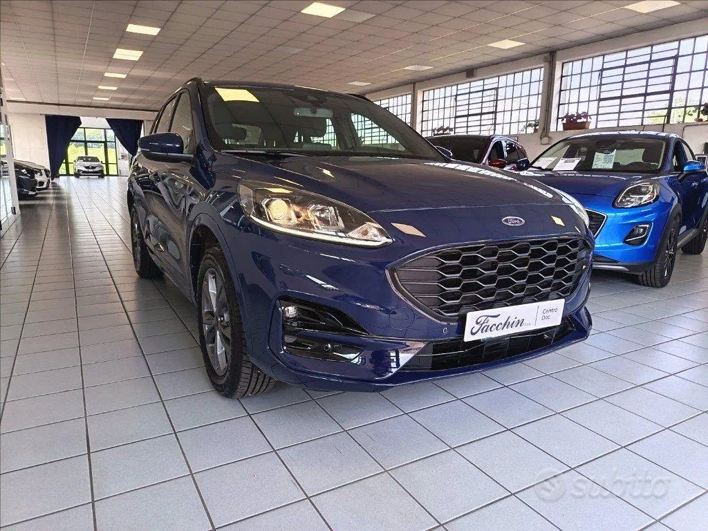 Ford Kuga 2023 photo 3