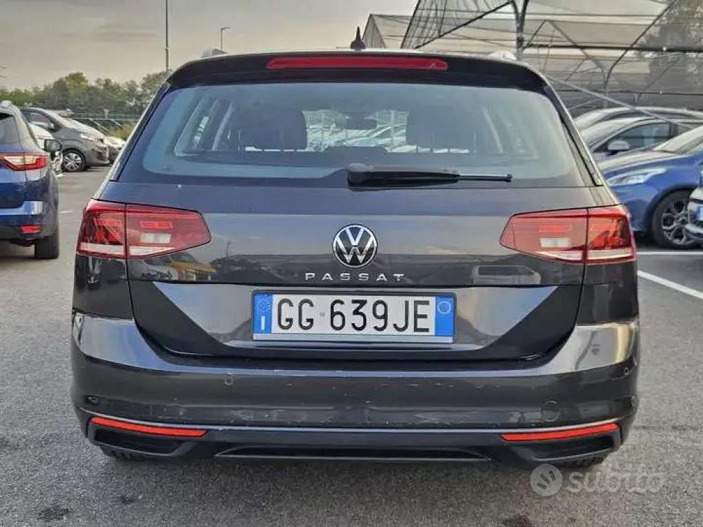 Volkswagen Passat 2021 photo 5