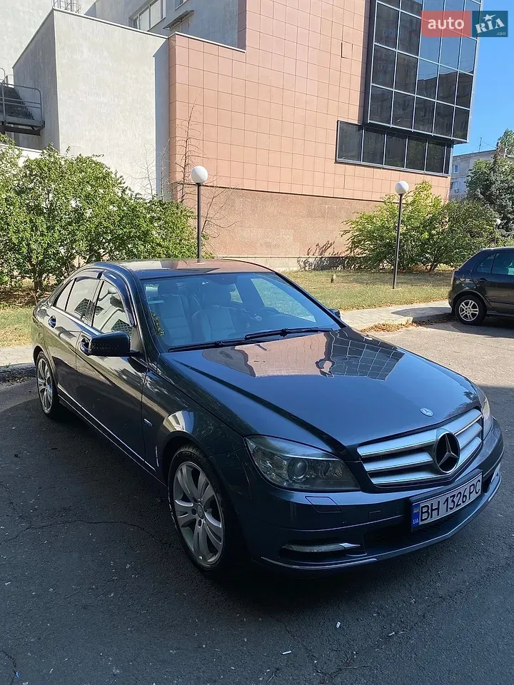 Mercedes-Benz C-Class