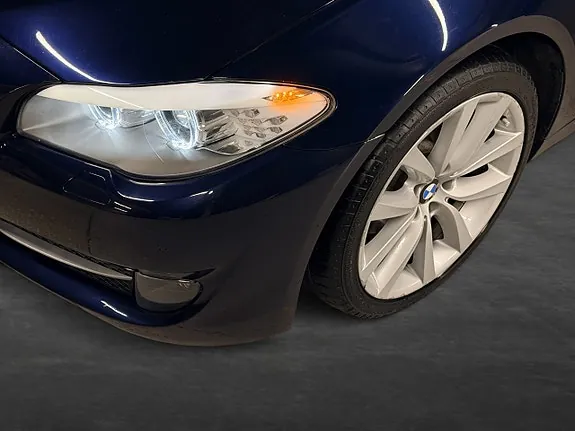 BMW 520D 2013 photo 2