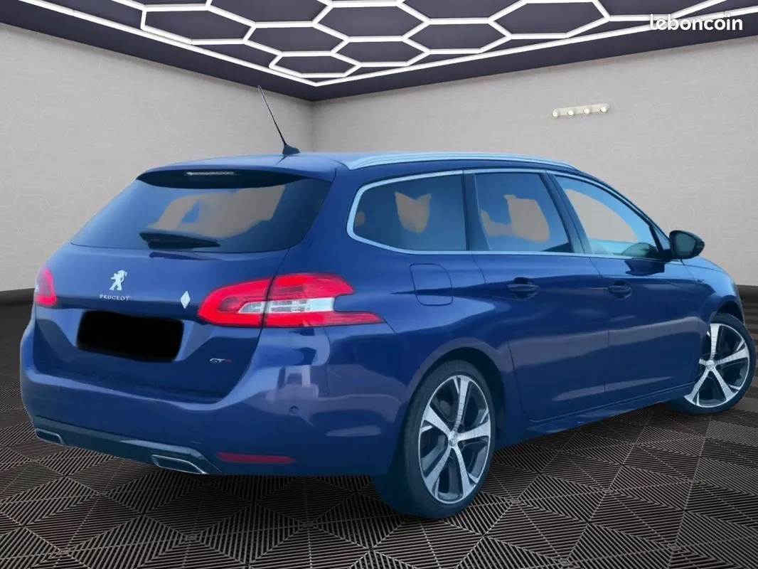 Peugeot 308 2017 photo 2