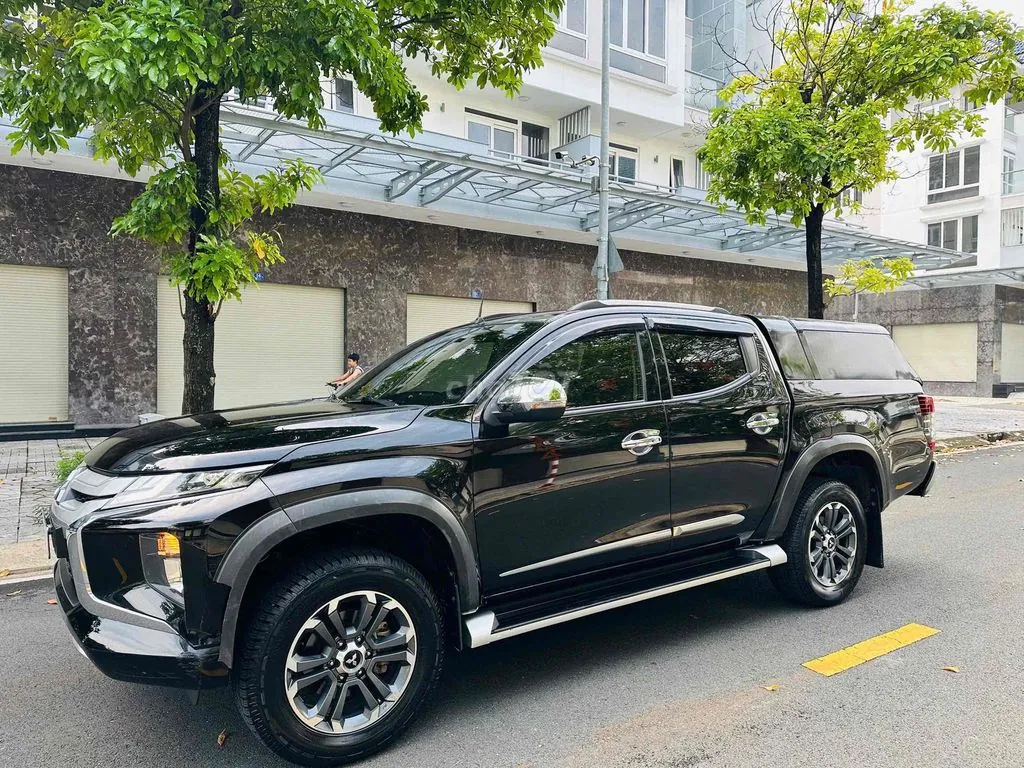 Mitsubishi Triton 2018 photo 2