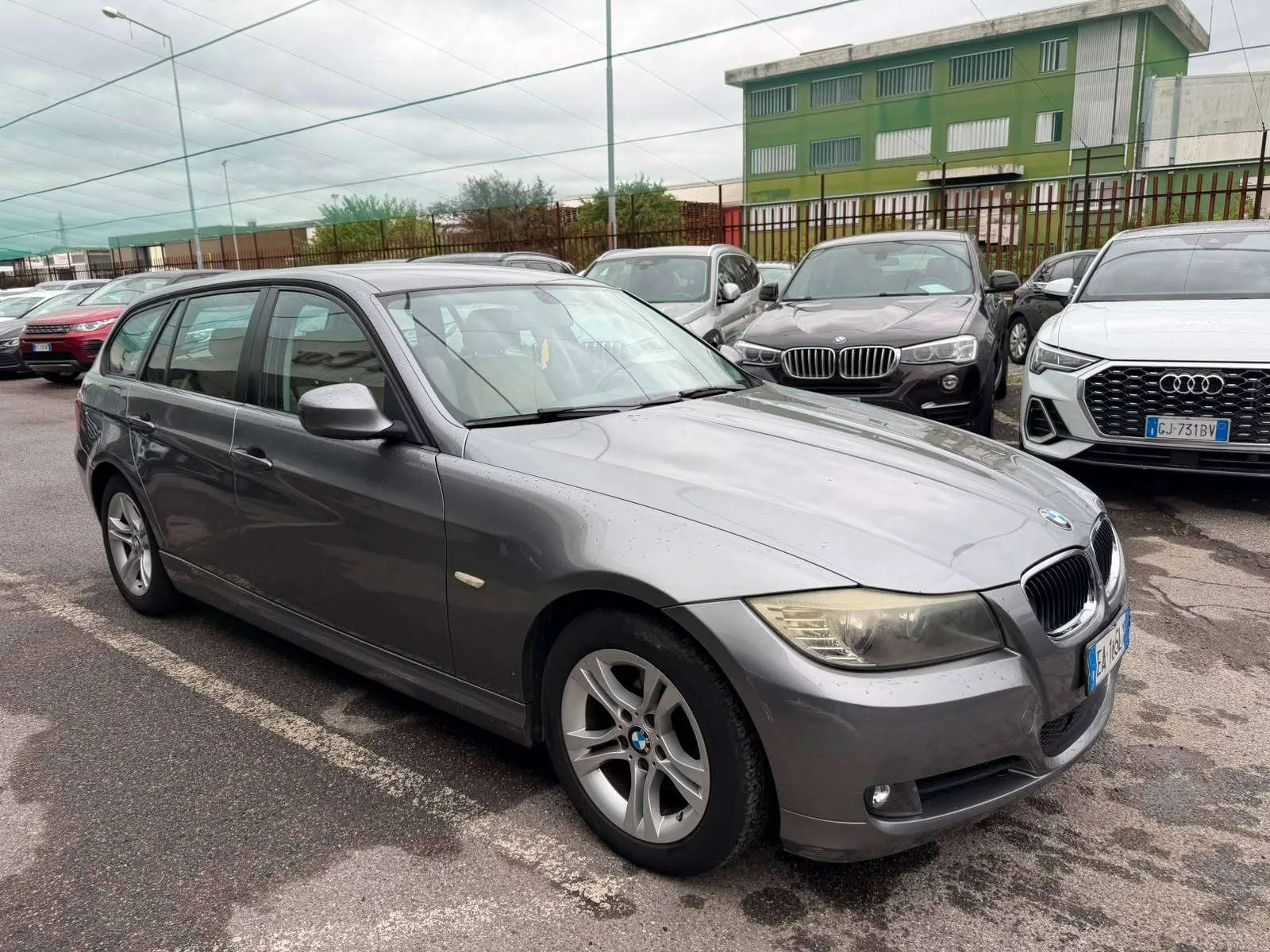 BMW 320 Touring 2009 photo 3