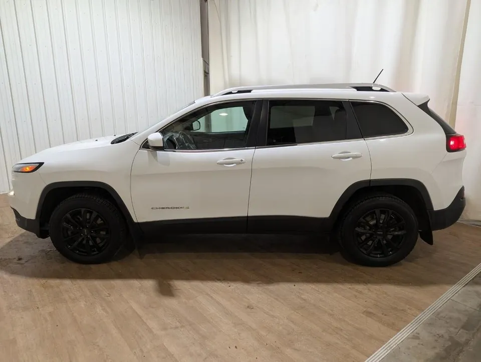 Jeep Cherokee 2015 photo 4