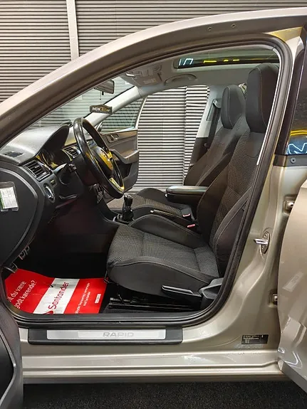 Skoda Rapid 2015 photo 5