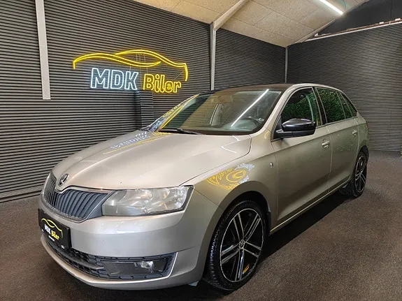 Skoda Rapid 2015 photo 2