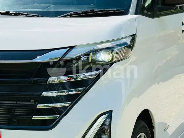 Nissan Roox 2023 photo 2