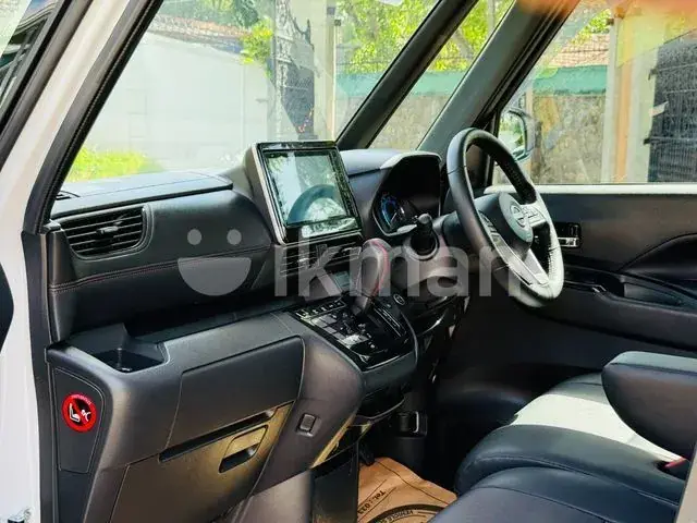 Nissan Roox 2023 photo 4