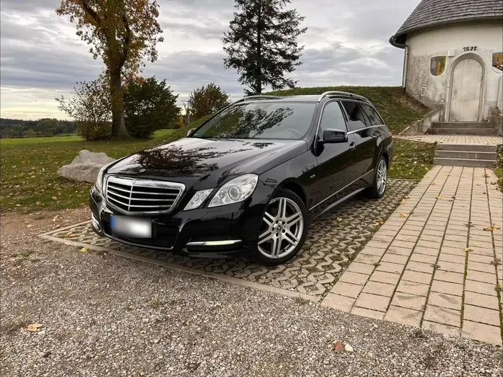 Mercedes-Benz E 220 Cdi