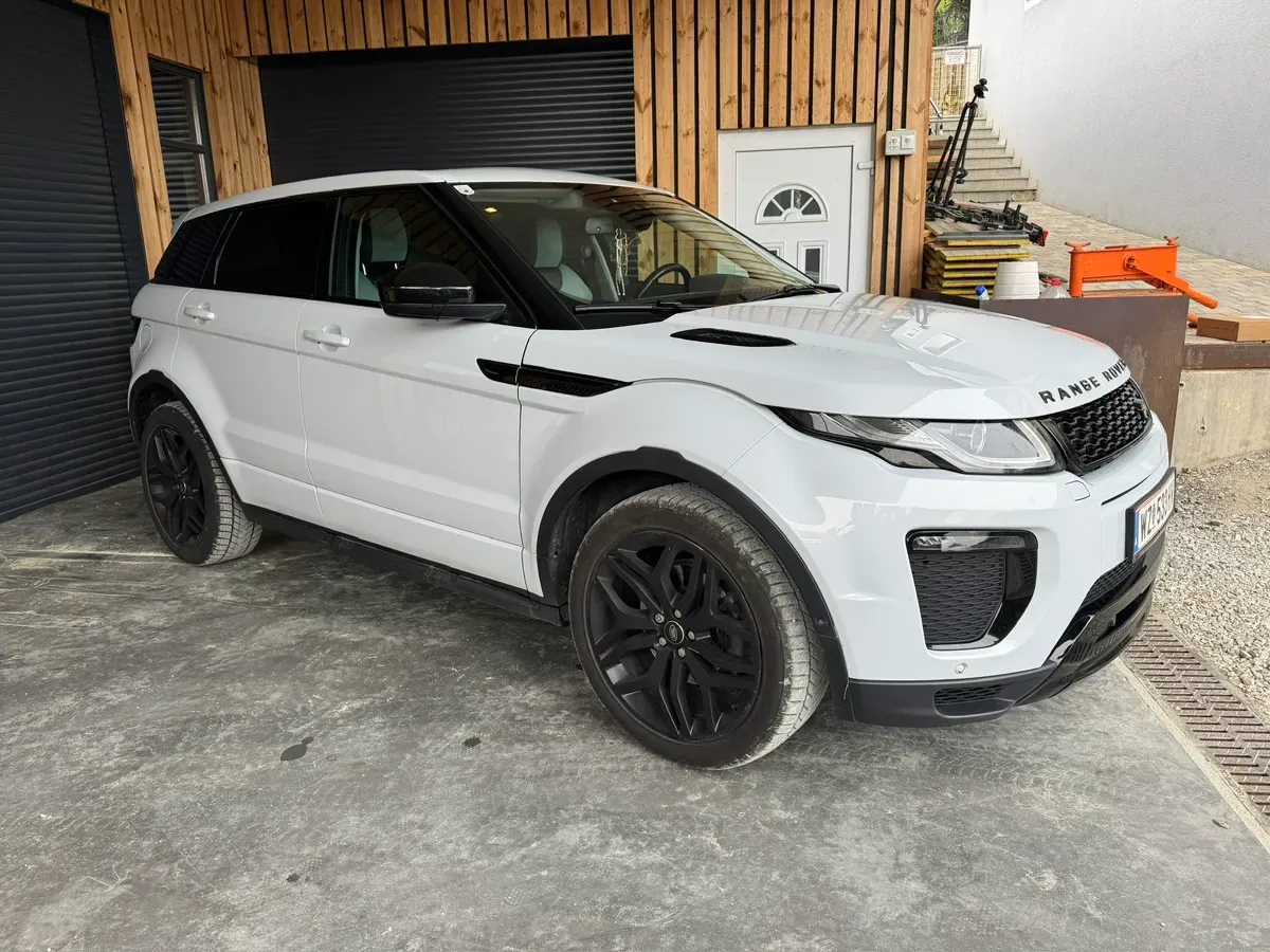 Land Rover Range Rover Evoque 2016 photo 2