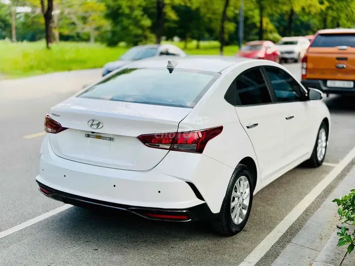 Hyundai Accent 2022 photo 4