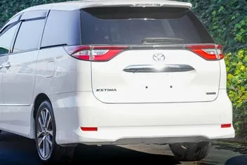 Toyota Estima 2017 photo 4
