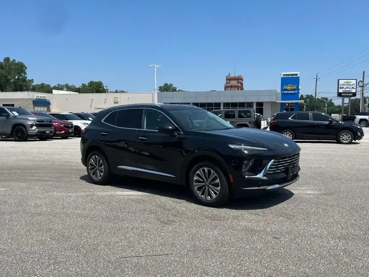 Buick Envision 2026 photo 3