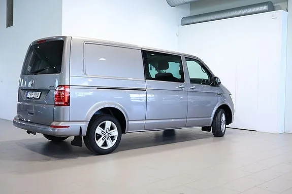 Volkswagen Transporter 2019 photo 3