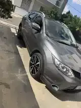 Nissan Qashqai 2015 photo 3